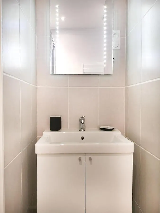 Le Berriat - Parking - Centre Ville / Gare - Grenoble Apartment